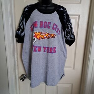 Everyday graphic T-shirt